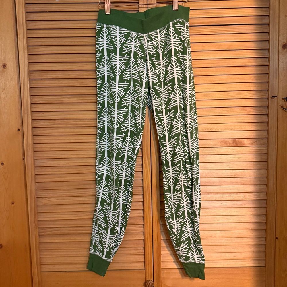PACT Green Tree Pattern women’s small Joggers